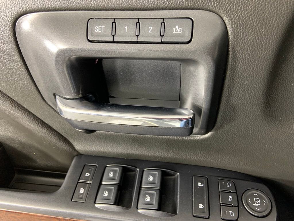 Used 2019 GMC Sierra 2500 SLT w/ Duramax Plus Package AWD/4WD image 21