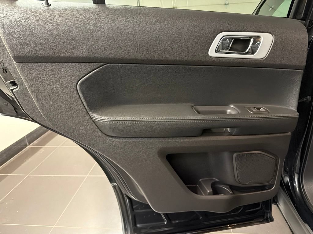 Used 2012 Ford Explorer XLT AWD/4WD image 33
