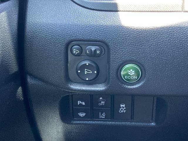 Used 2025 Honda Passport TrailSport image 14