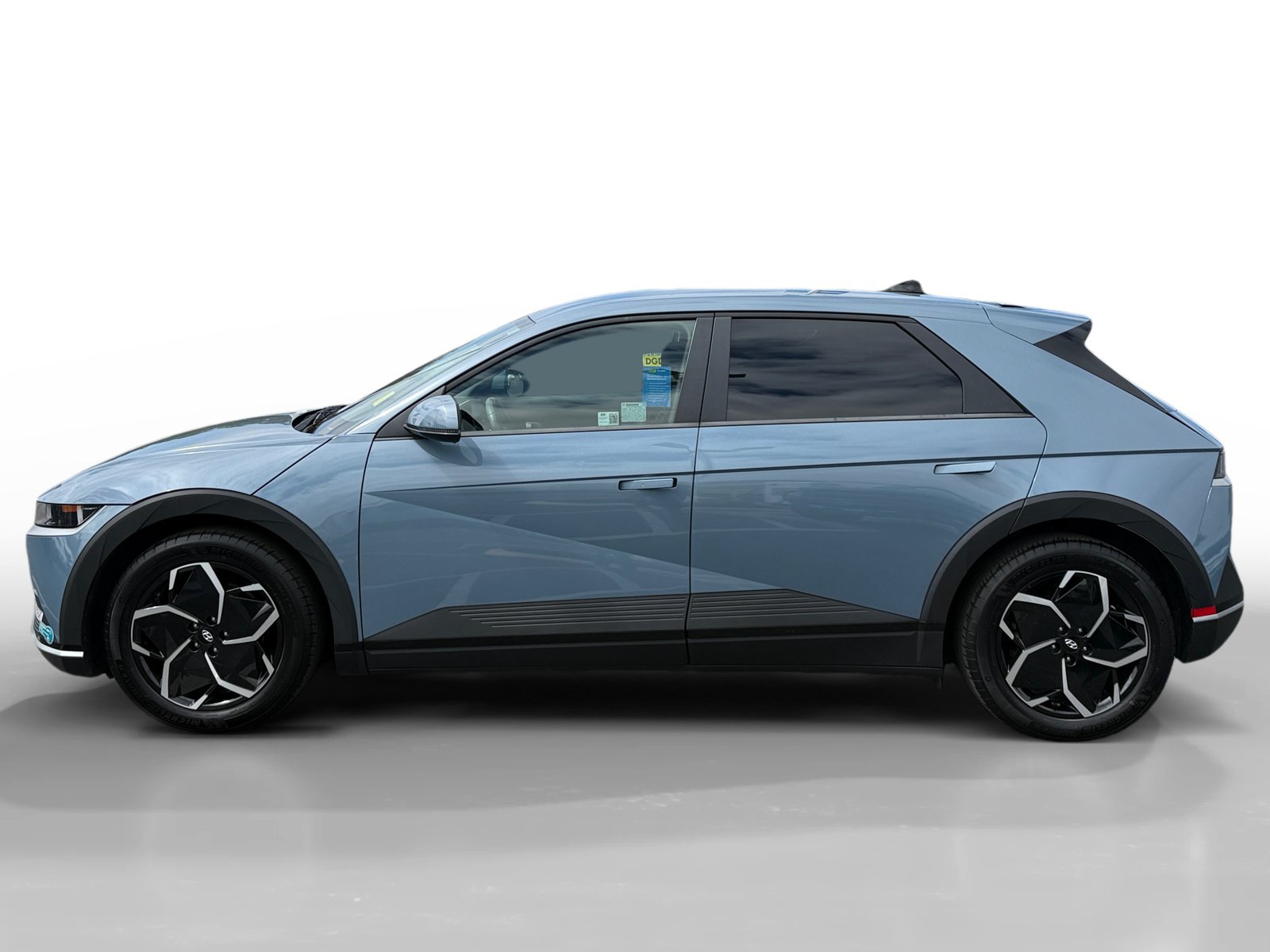 Used 2024 Hyundai Ioniq 5 SEL RWD image 2