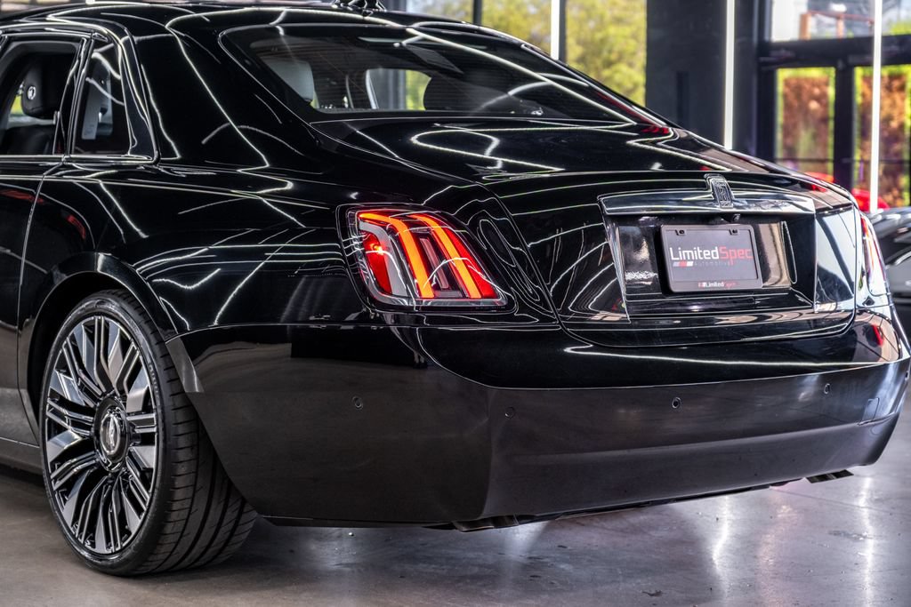 Used 2027 Rolls-Royce Ghost AWD/4WD image 30