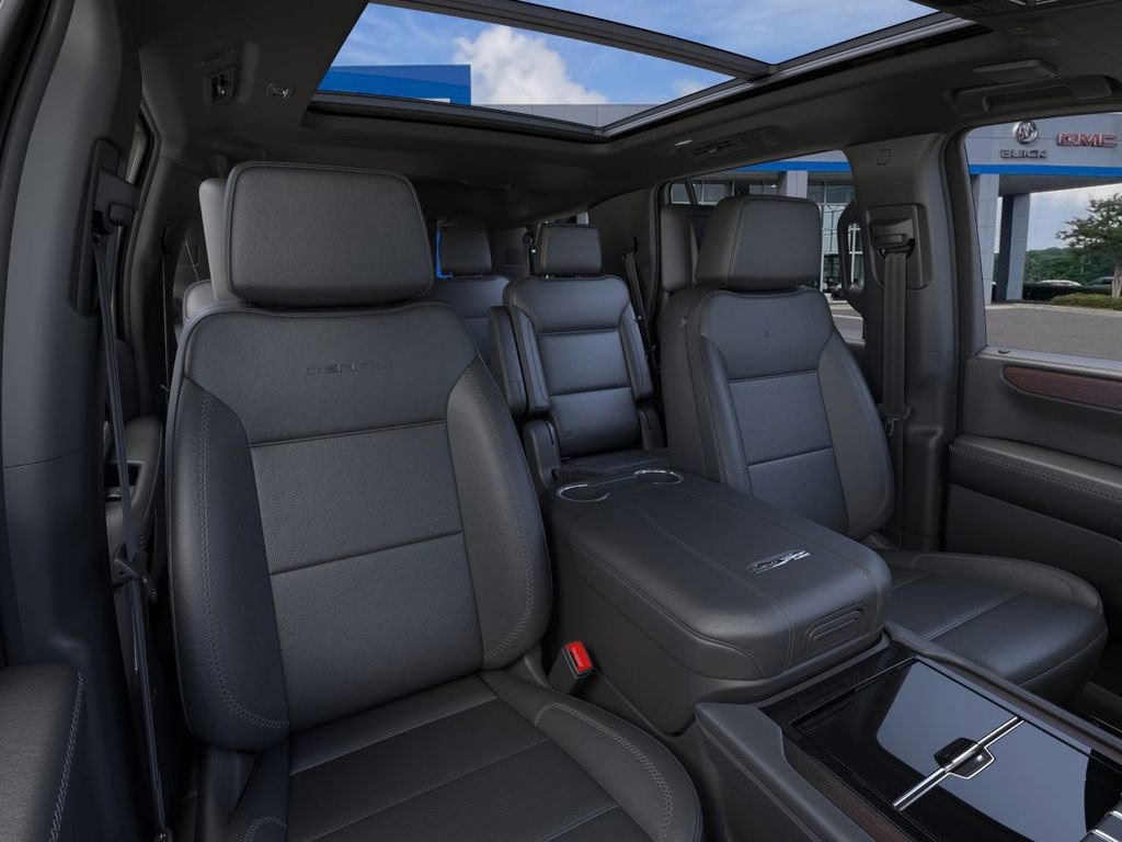 New 2026 GMC Yukon Denali w/ Denali Reserve Package AWD/4WD image 16