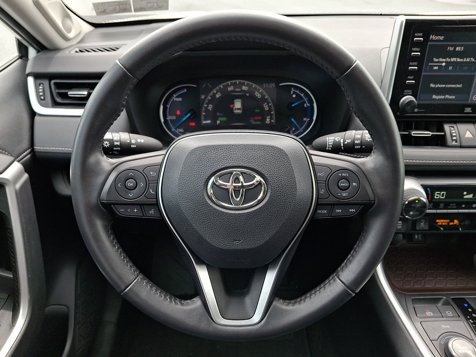 Used 2019 Toyota RAV4 Limited w/ Carpet Mat Package AWD/4WD image 21