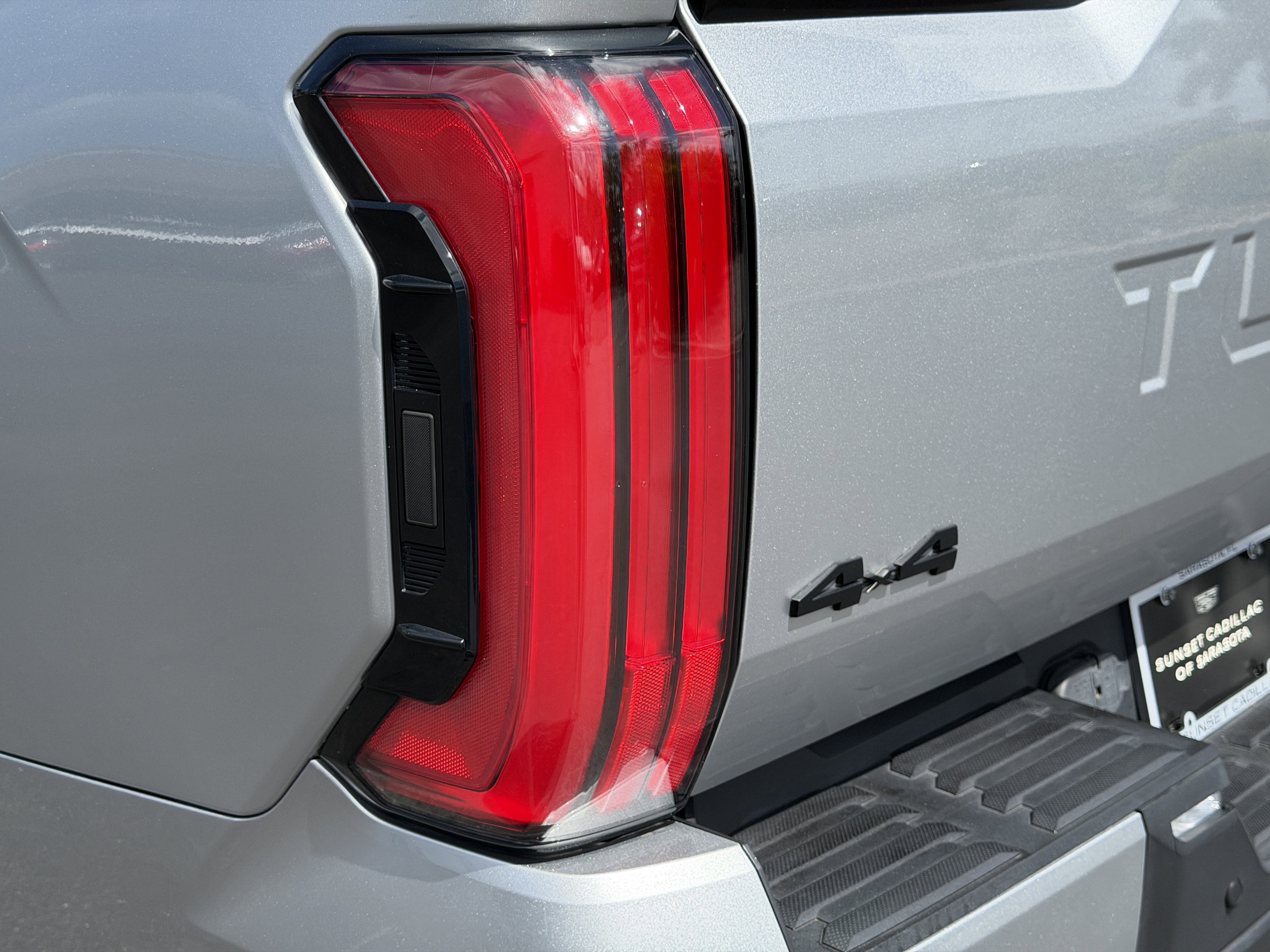 Used 2023 Toyota Tundra Platinum image 10