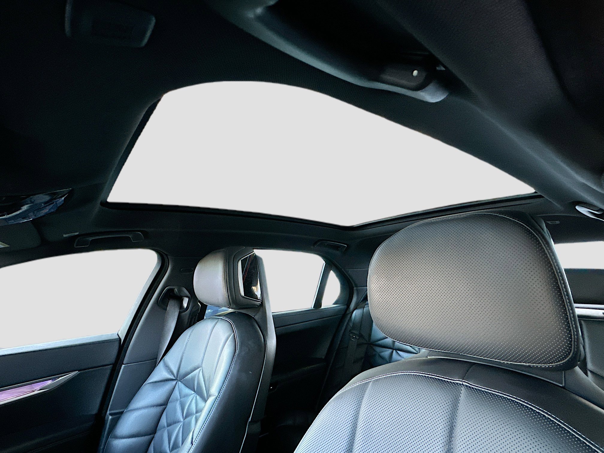 Certified 2024 BMW 740i image 23