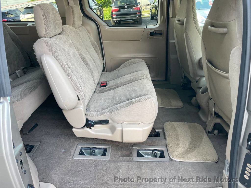 Used 2002 Ford Windstar LX FWD image 12