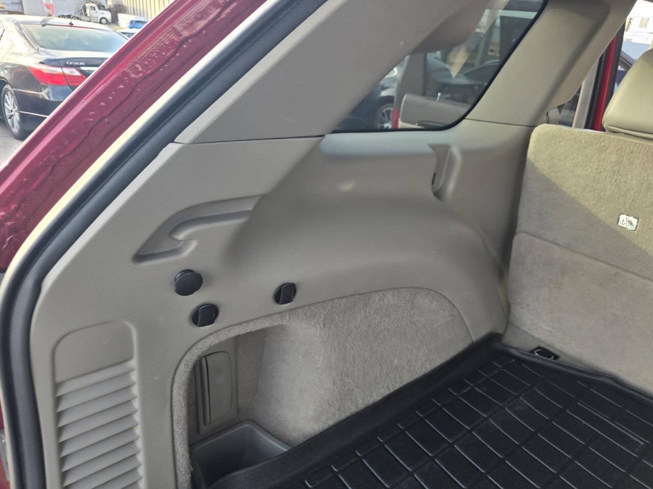 Used 2013 Jeep Grand Cherokee Laredo AWD/4WD image 16