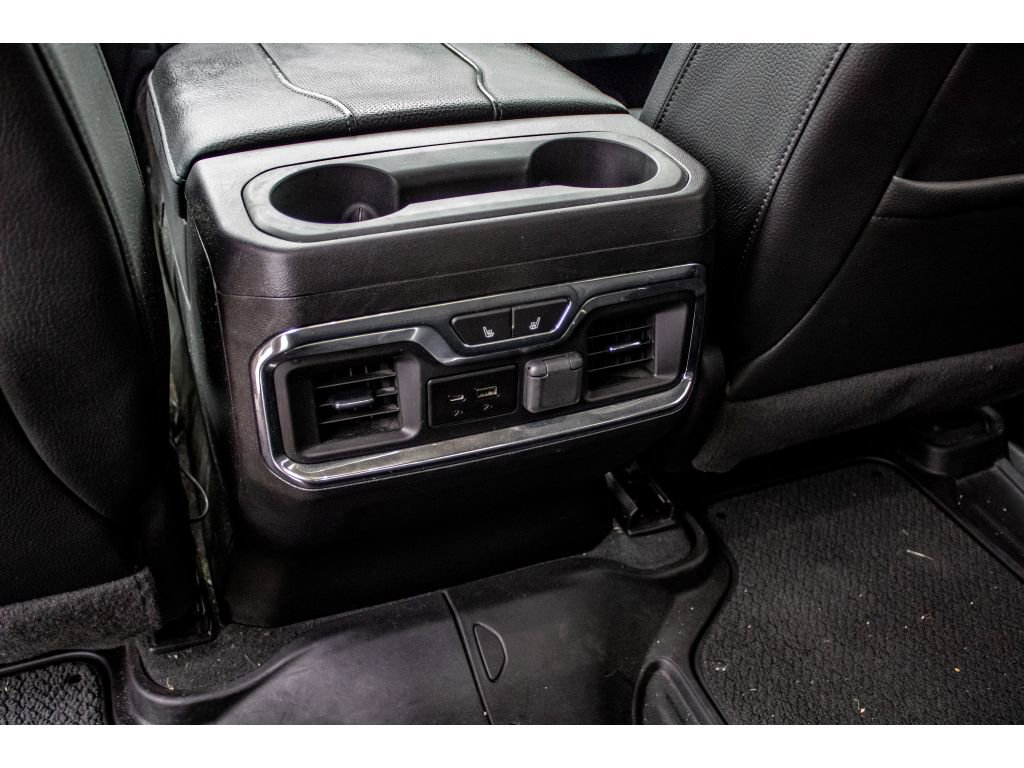 Used 2023 GMC Sierra 3500 Denali w/ Denali Ultimate Package image 26