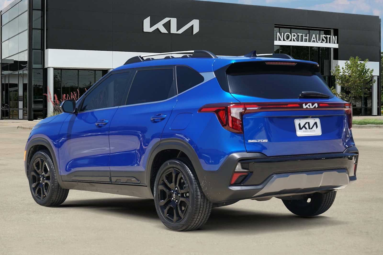 Certified 2024 Kia Seltos X-Line AWD/4WD image 4