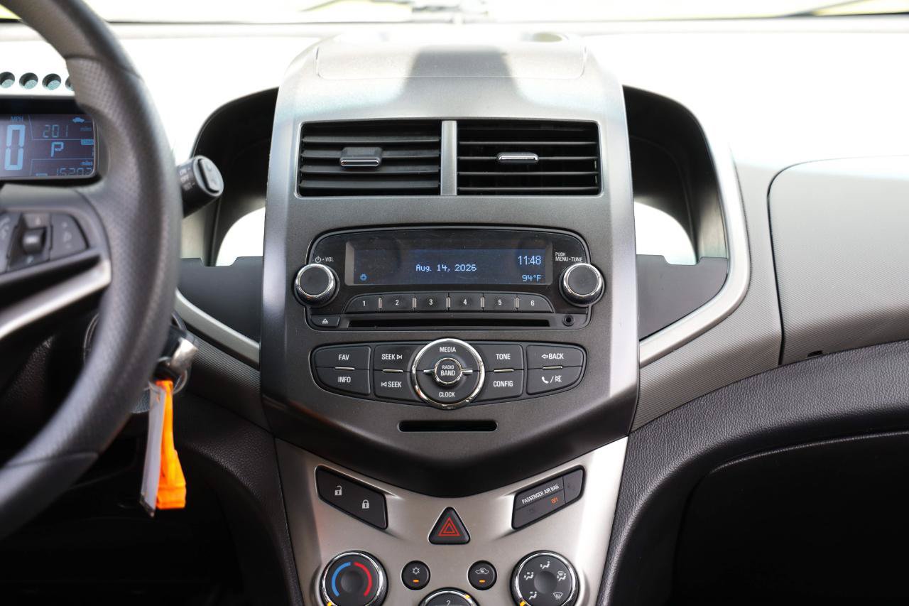 Used 2014 Chevrolet Sonic LT FWD image 32