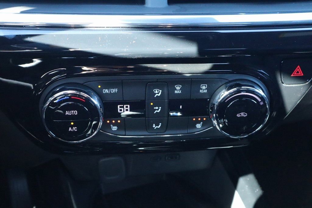 New 2026 Chevrolet Trax RS w/ Sunroof Package image 7