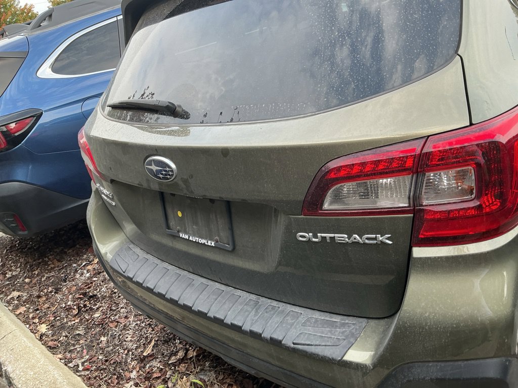 Used 2019 Subaru Outback 2.5i Premium AWD/4WD image 7