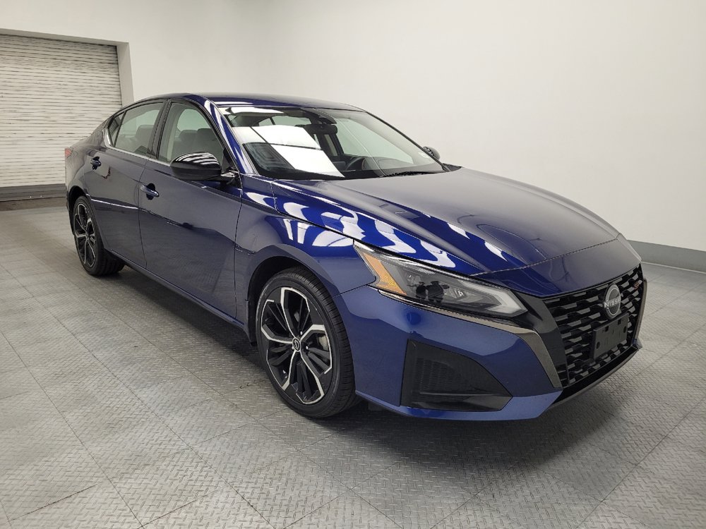 Used 2023 Nissan Altima 2.5 SR AWD/4WD image 13