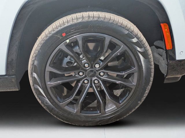 New 2026 Jeep Grand Wagoneer L Summit w/ Rear Seat Video Group I image 9