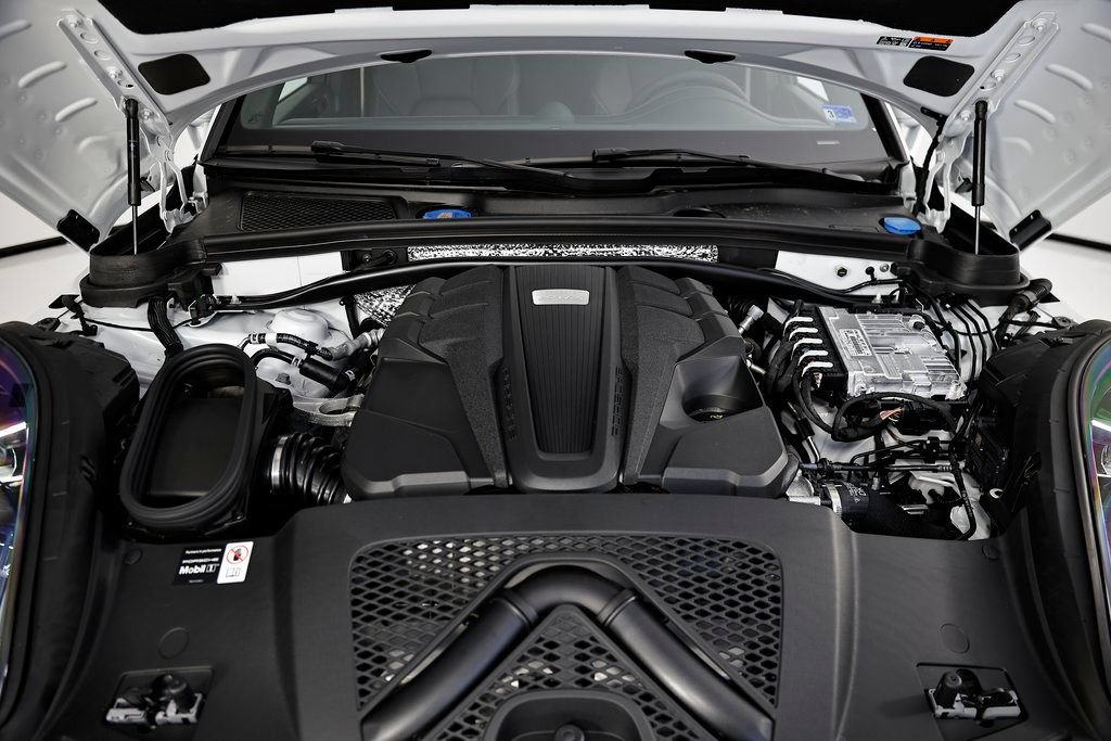New 2026 Porsche Macan S AWD/4WD image 34