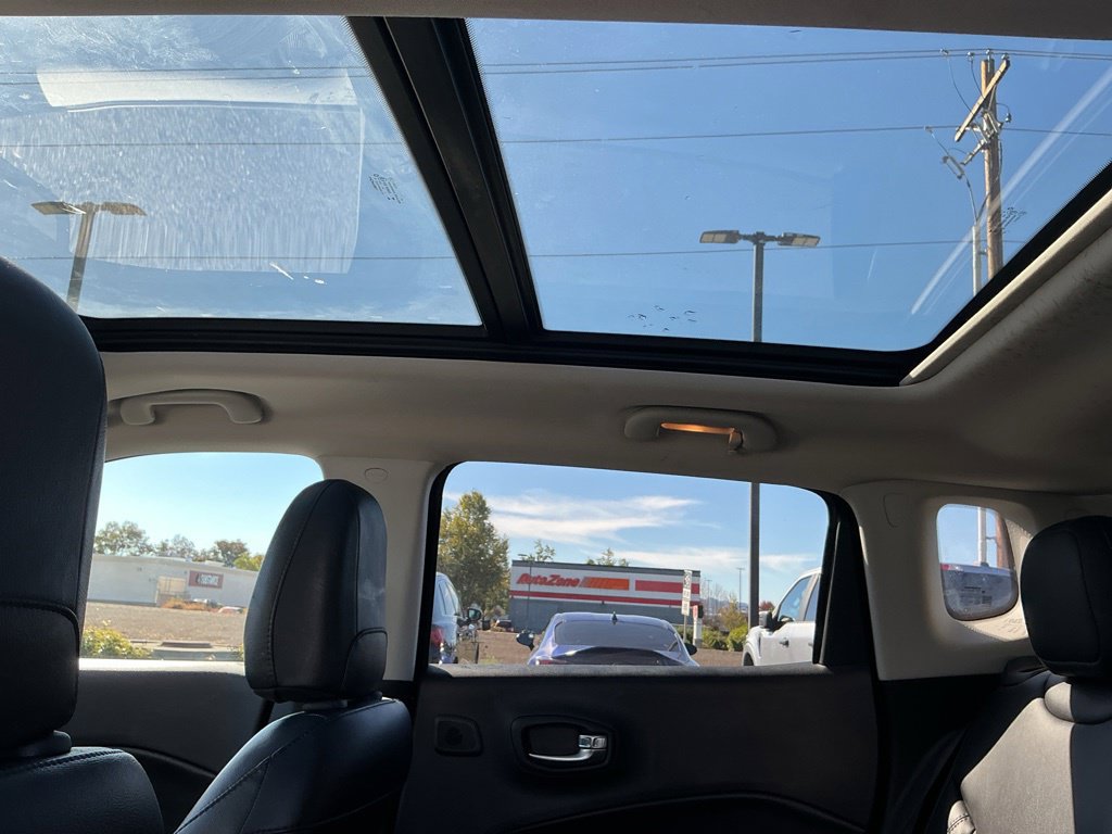 Used 2019 Jeep Compass High Altitude AWD/4WD image 16