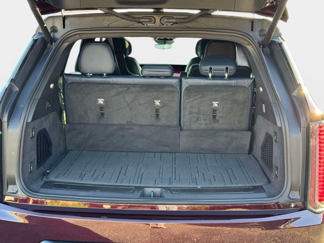 Certified 2025 Cadillac Escalade IQ Luxury 2 w/ LPO, Premium Carpet Package AWD/4WD image 20