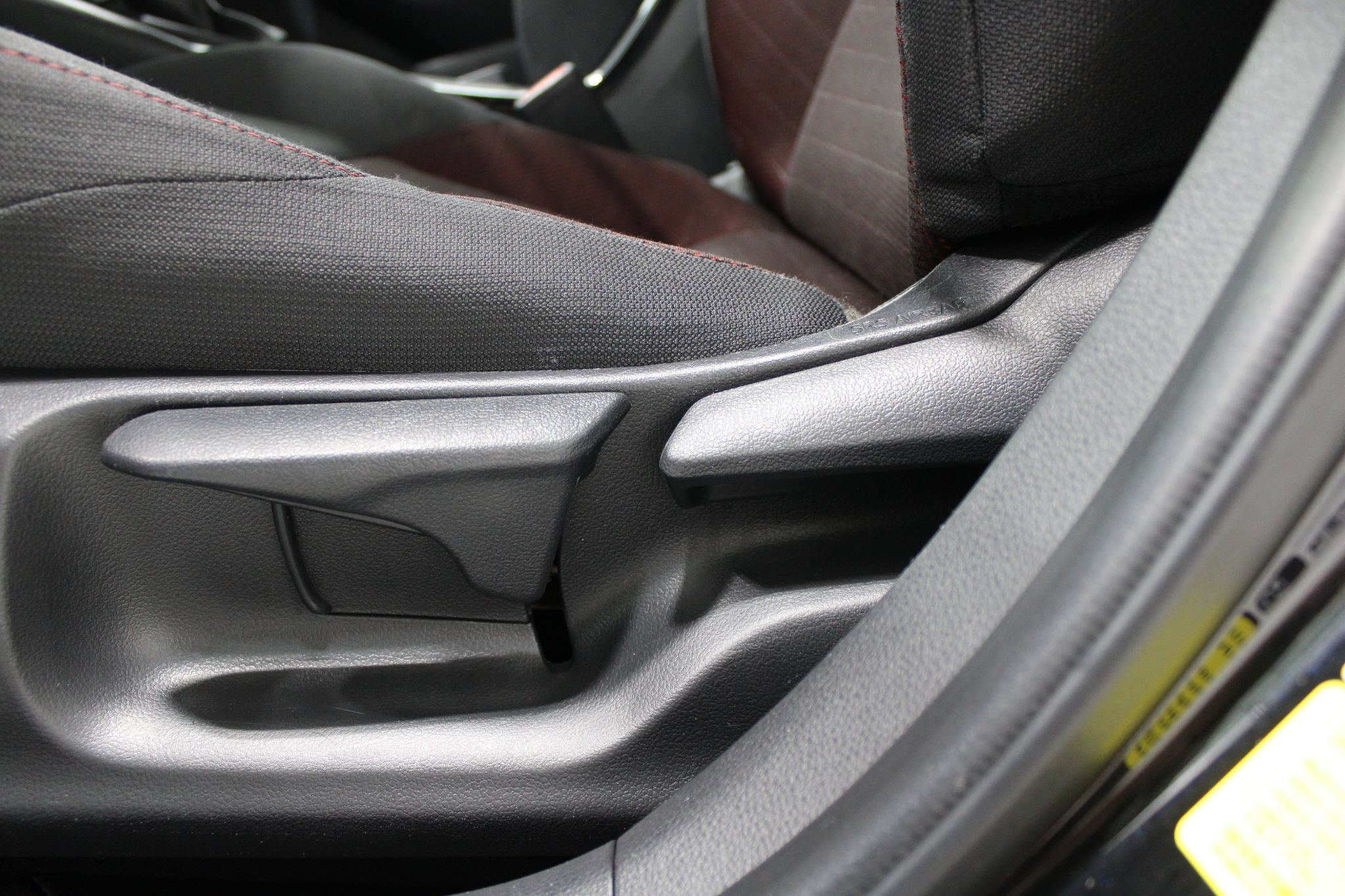 Used 2024 Toyota Corolla SE FWD image 39