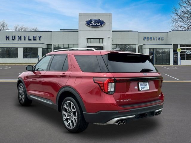 Used 2025 Ford Explorer Platinum w/ Ultimate Package AWD/4WD image 5