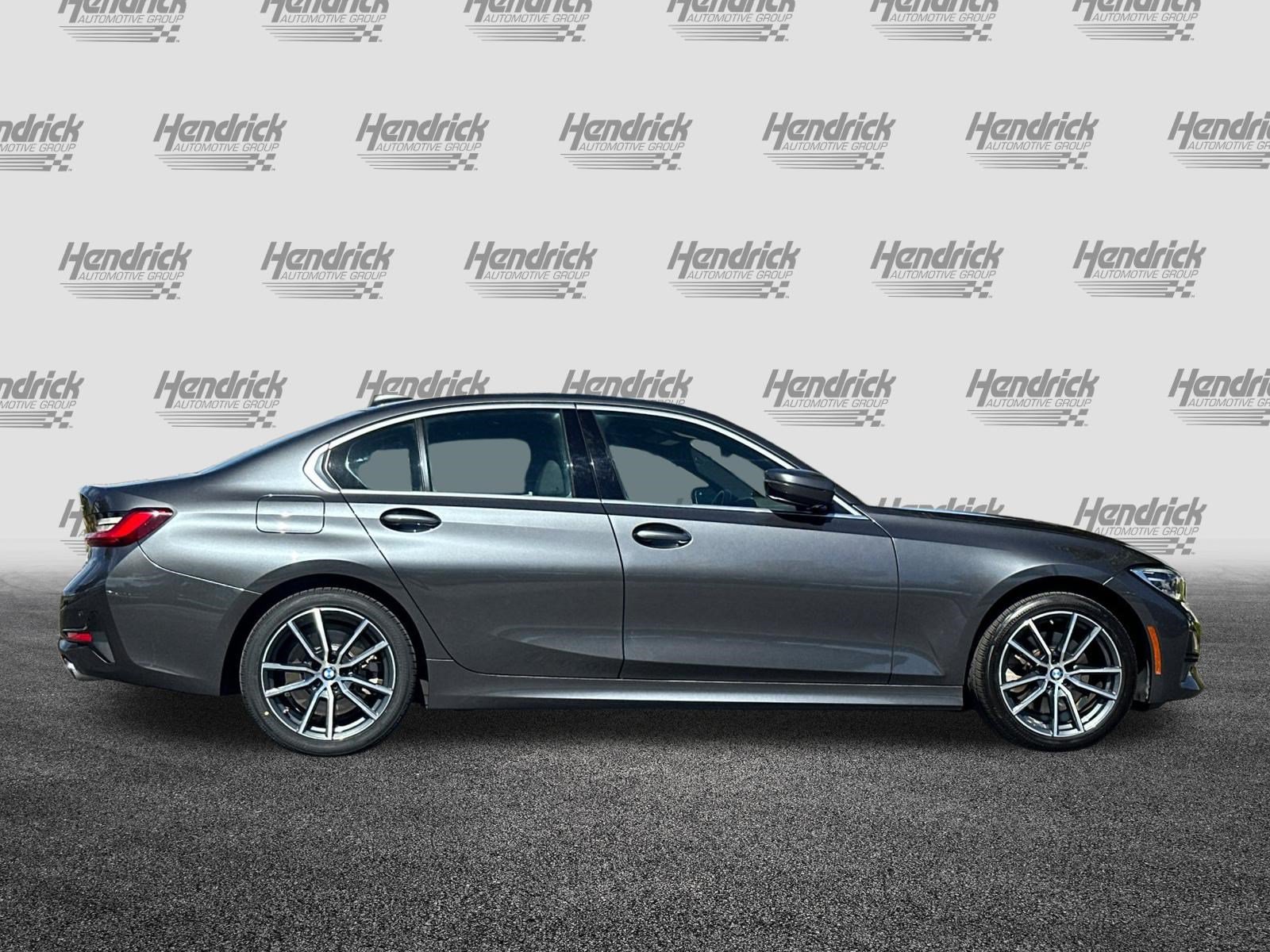 Used 2019 BMW 330i Sedan w/ Convenience Package RWD image 3
