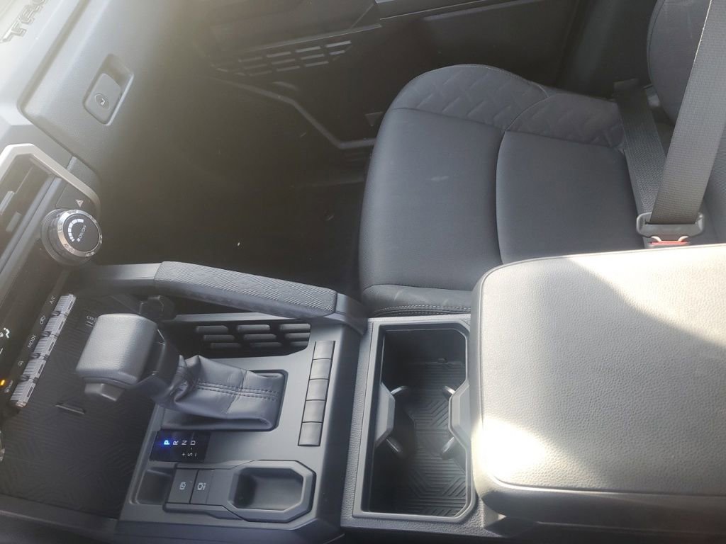 Used 2024 Toyota Tacoma SR image 22