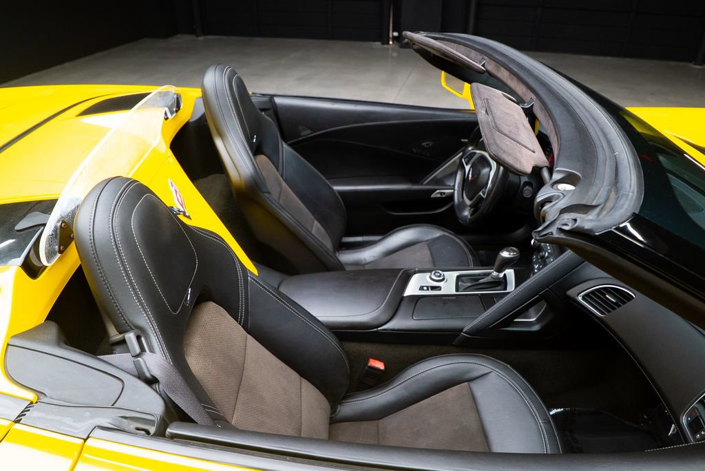 Used 2015 Chevrolet Corvette Stingray Convertible w/ 3LT Preferred Equipment Group RWD image 45