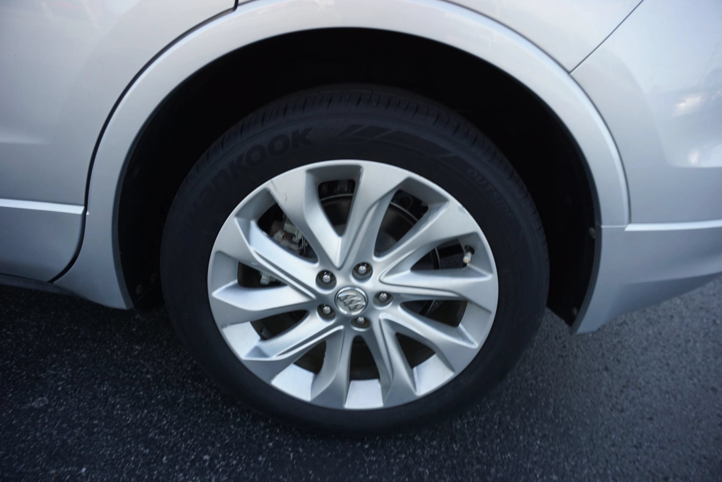 Used 2016 Buick Envision Premium AWD/4WD image 36
