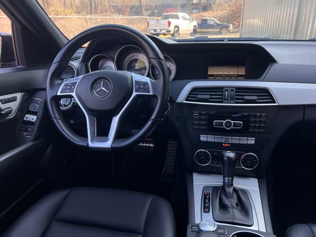 Used 2014 Mercedes-Benz C 250 Sedan image 16