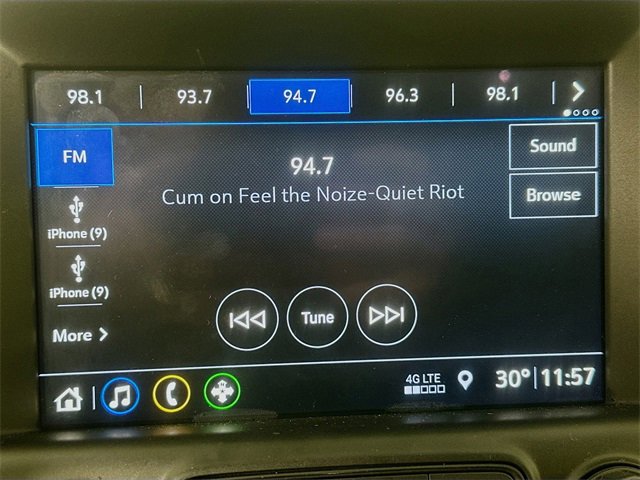 Used 2021 GMC Terrain SLT w/ Elevation Edition image 15