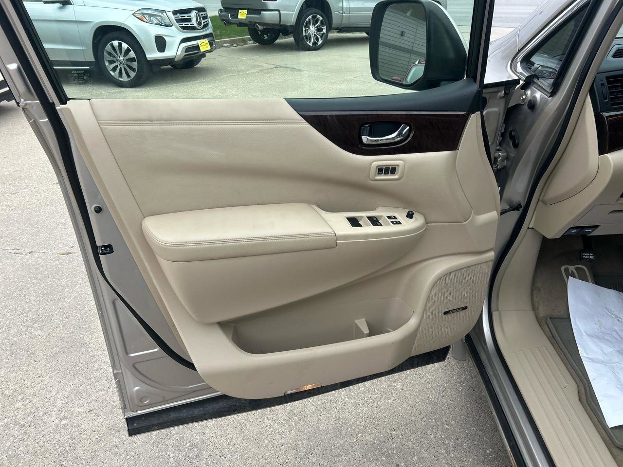 Used 2012 Nissan Quest LE image 9