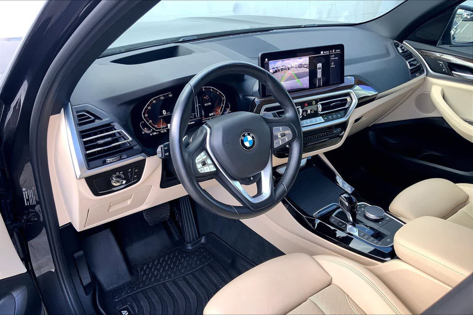 Used 2022 BMW X3 xDrive30i w/ Premium Package AWD/4WD image 3