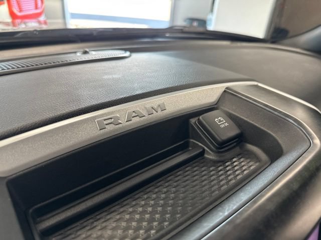 Used 2022 RAM 1500 Big Horn AWD/4WD image 43