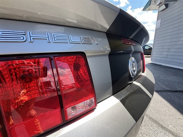 Used 2008 Ford Mustang Shelby GT500 RWD image 38