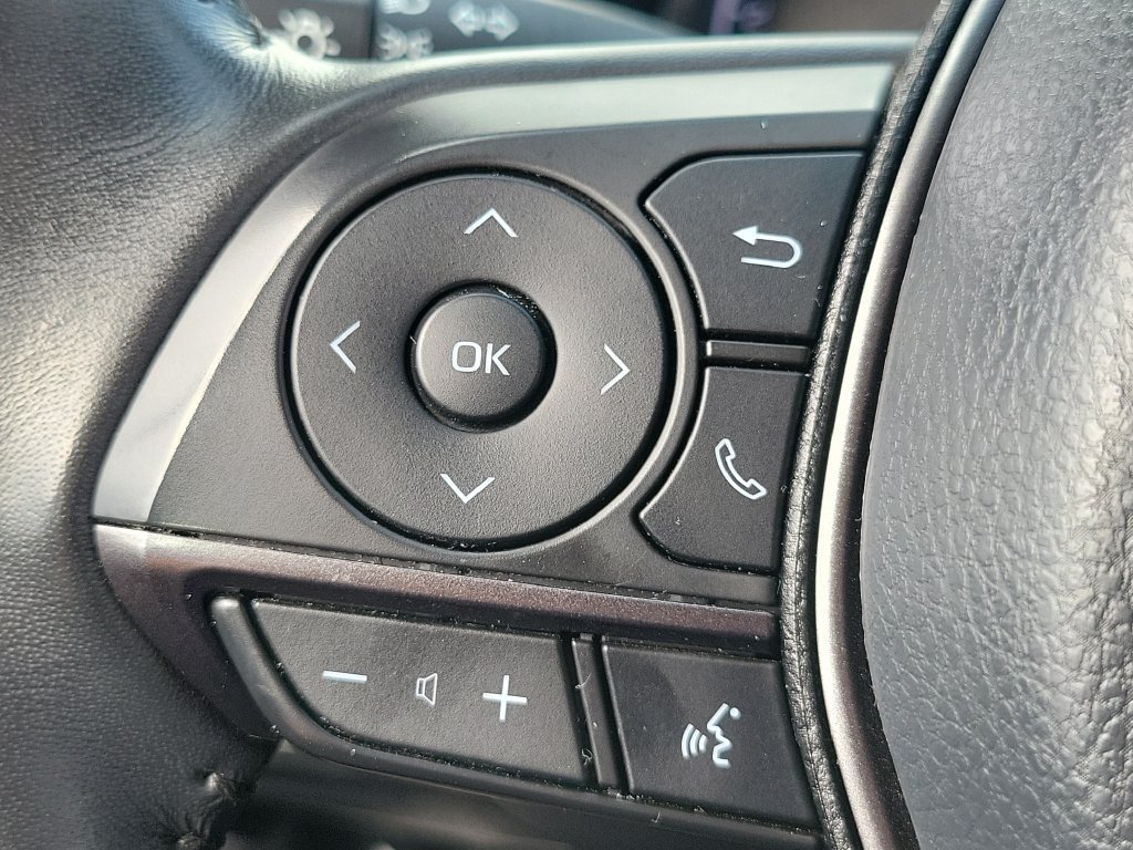 Used 2024 Toyota Camry SE FWD image 5