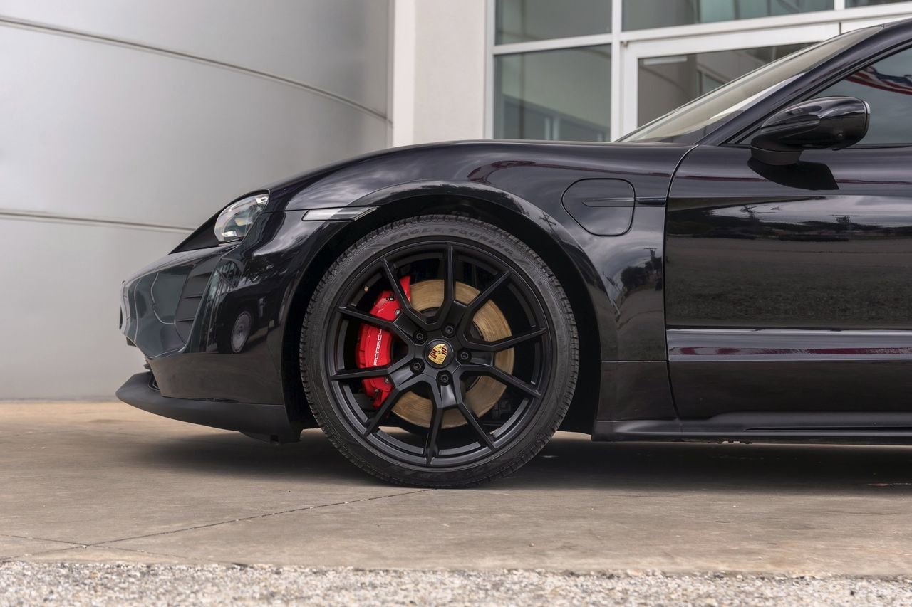 Used 2022 Porsche Taycan GTS AWD/4WD image 16