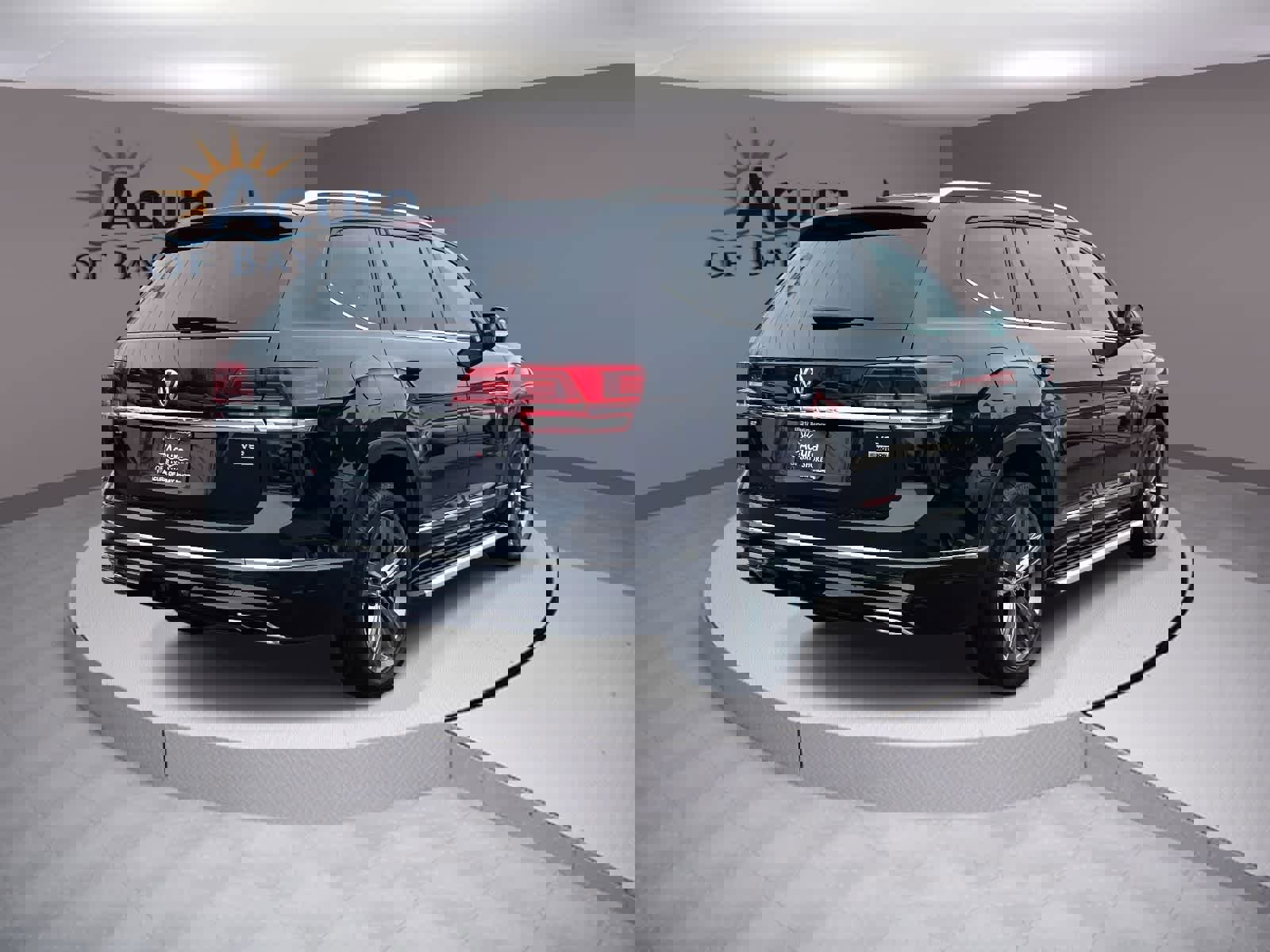 Used 2019 Volkswagen Atlas SE w/ Panoramic Sunroof Package image 4