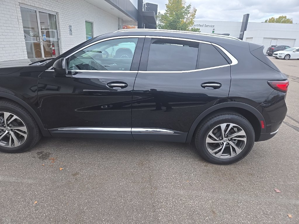 Used 2023 Buick Envision Essence AWD/4WD image 5