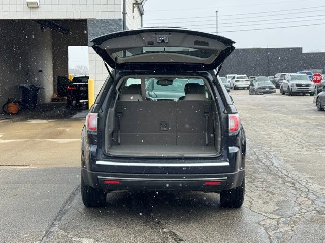 Used 2015 GMC Acadia SLT image 34