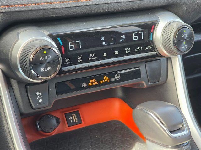 Used 2024 Toyota RAV4 Adventure AWD/4WD image 32