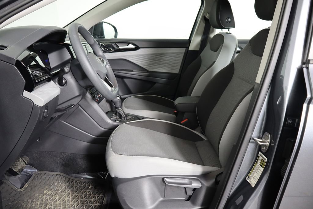 Used 2022 Volkswagen Taos S image 16