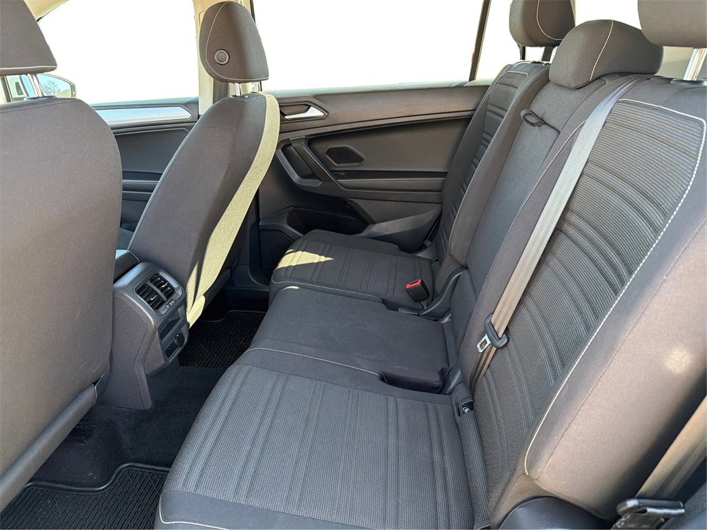 Used 2022 Volkswagen Tiguan S image 11