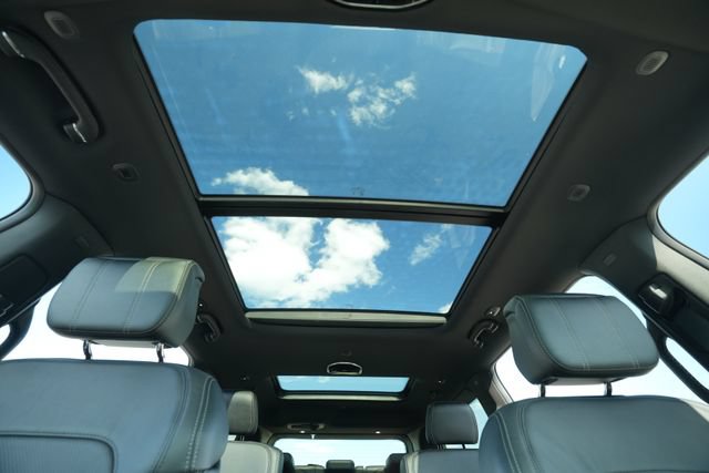 New 2026 Jeep Grand Wagoneer Summit AWD/4WD image 10