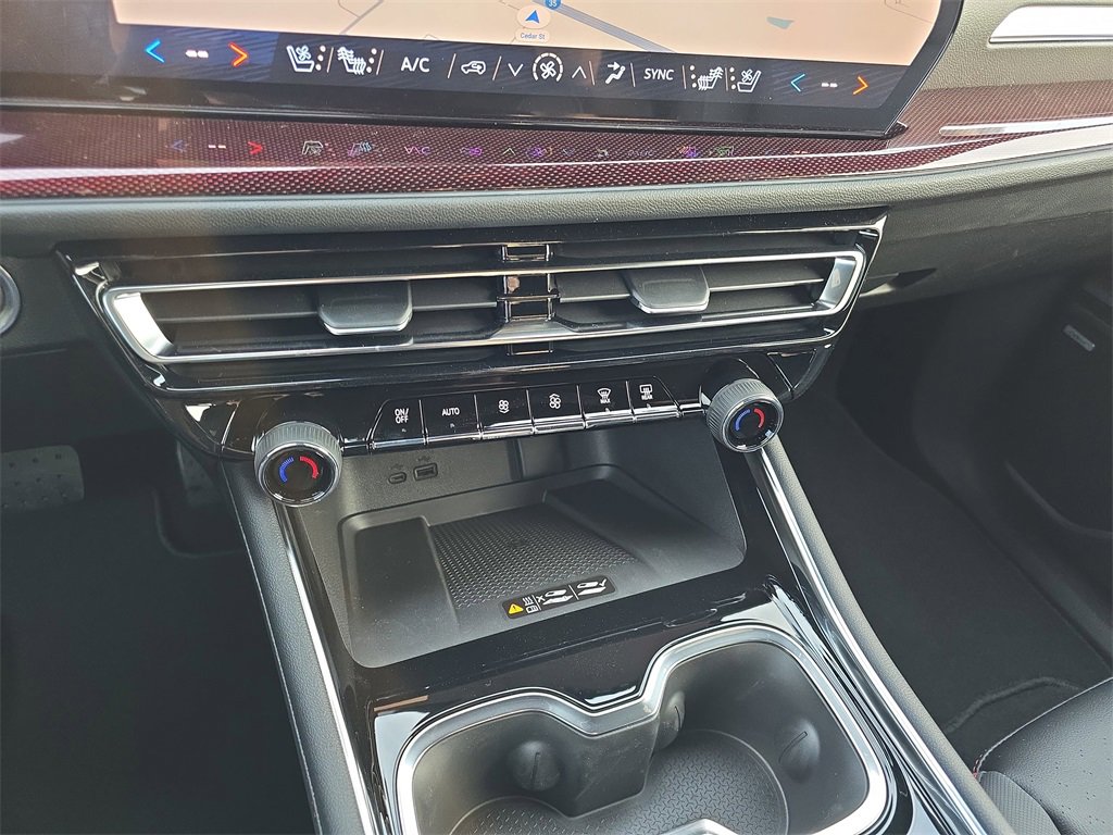 New 2026 Chevrolet Traverse RS image 25