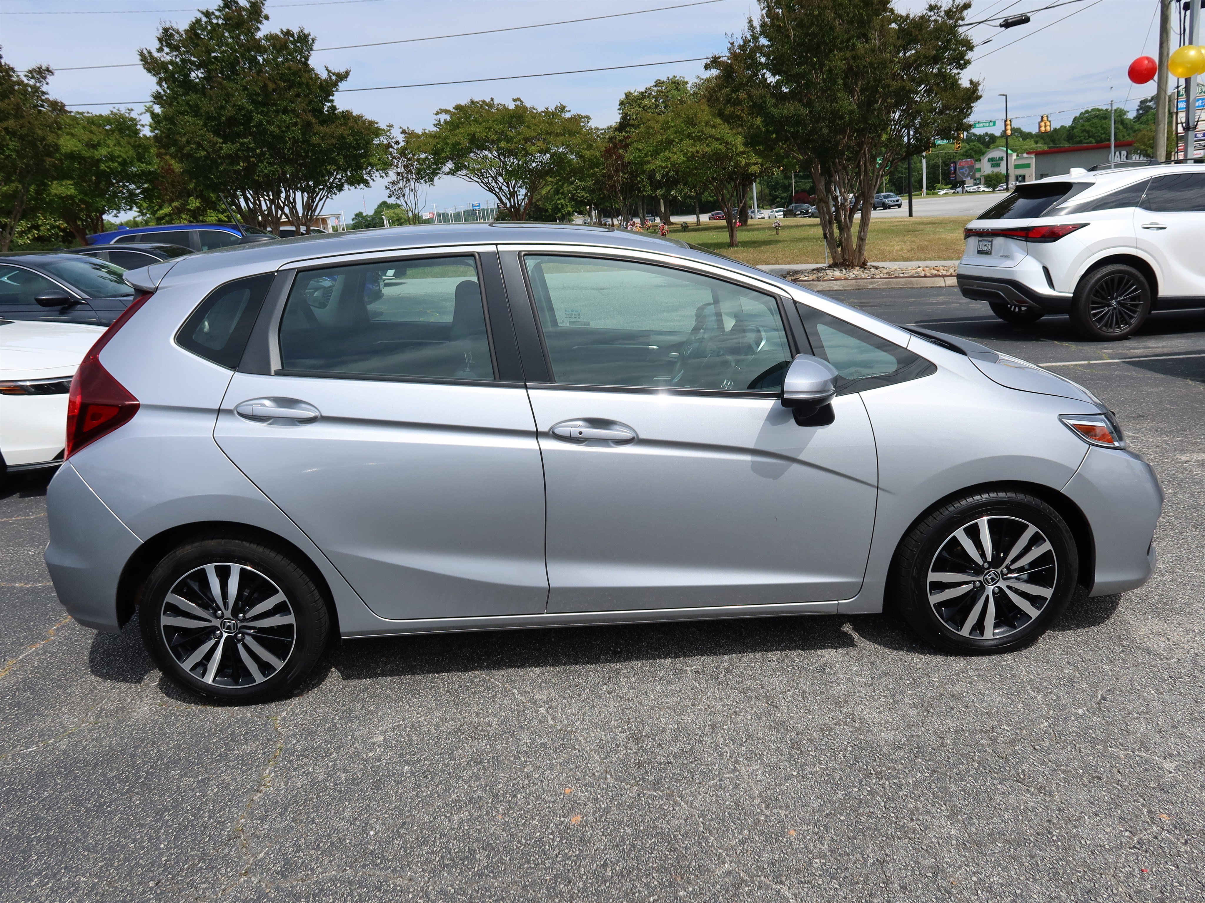 Used 2020 Honda Fit EX image 3