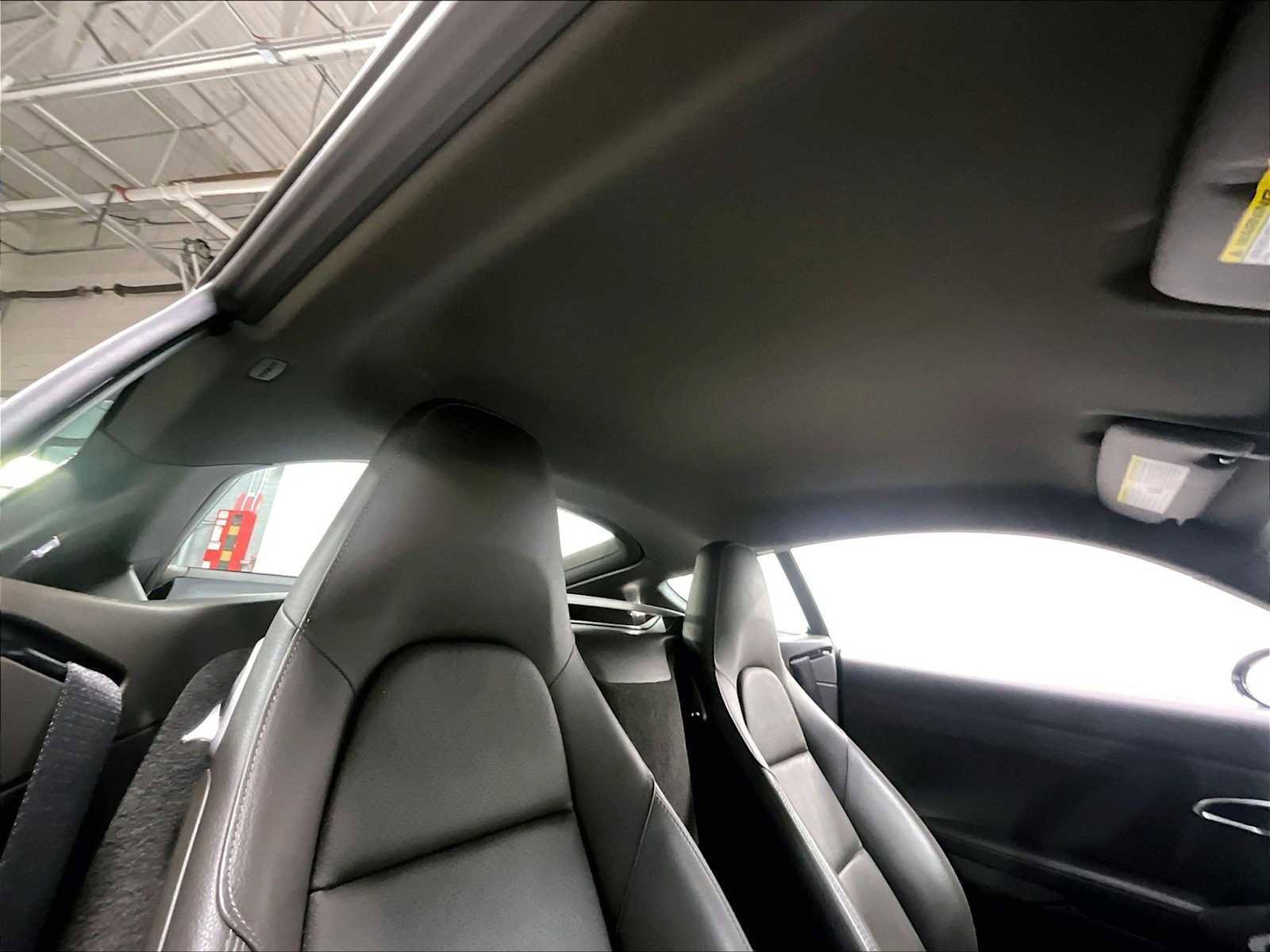 Used 2019 Porsche 718 Cayman image 24