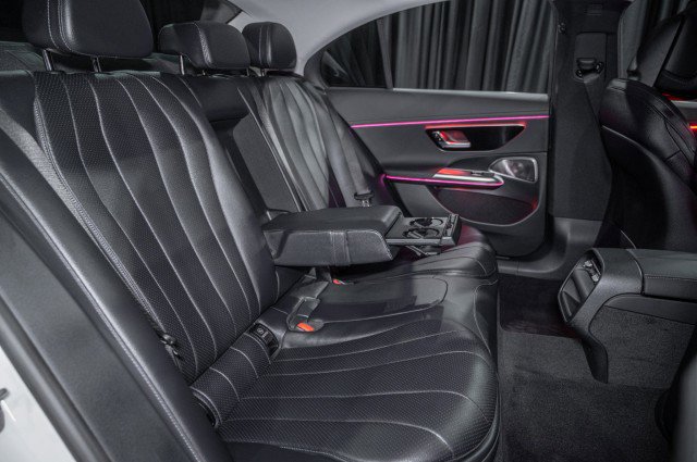 Certified 2025 Mercedes-Benz E 350 4MATIC Sedan image 14