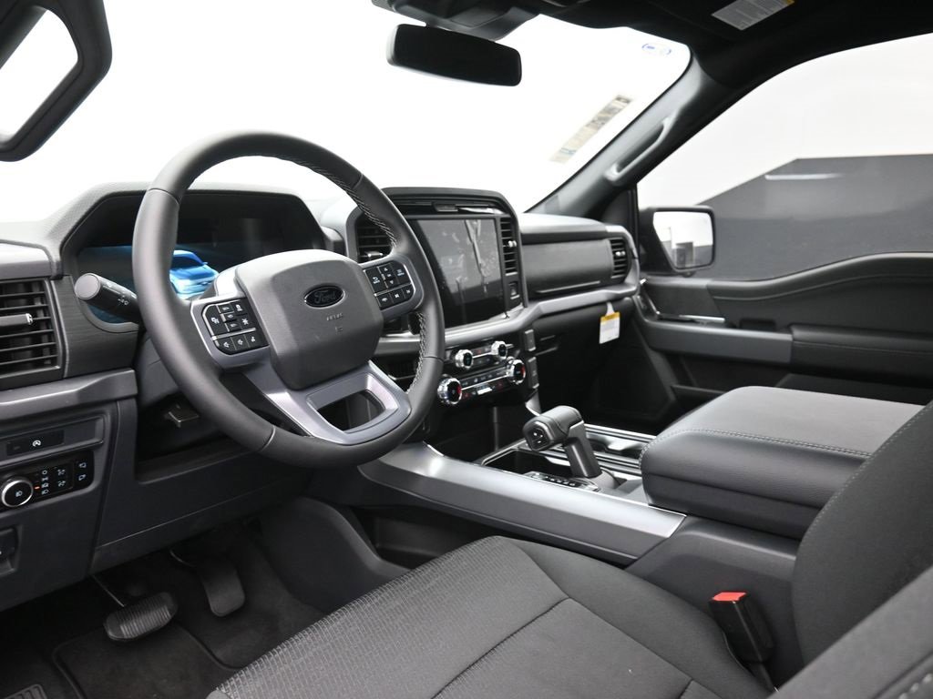 New 2025 Ford F150 XLT w/ Equipment Group 302A MID image 18