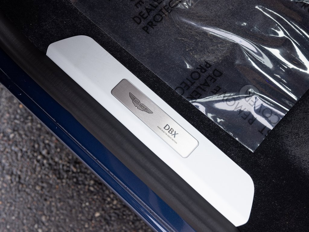 New 2025 Aston Martin DBX 707 image 21