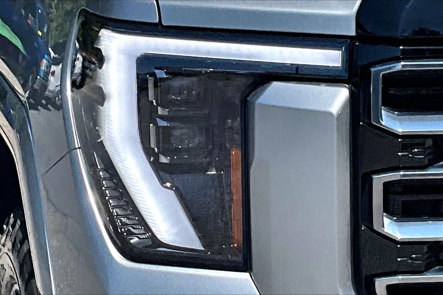 Used 2024 GMC Sierra 3500 AT4 w/ AT4 Premium Plus Package AWD/4WD image 30