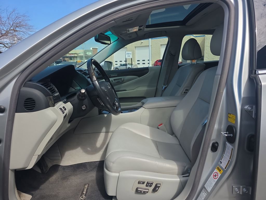 Used 2009 Lexus LS 460 AWD image 20